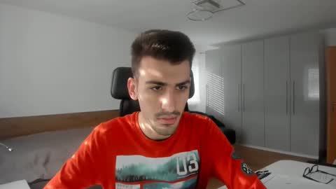 Snapshot of yoda130305 chatting on November 2025 09:25:01 AM yoda130305 online show from November 2025 09:25:01 AM