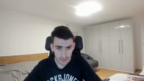 Snapshot of yoda130305 chatting on February 2026 06:15:02 PM yoda130305 online show from February 2026 06:15:02 PM