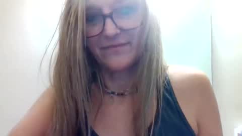 yogabuttttttt online show from October 2025 02:41:02 AM