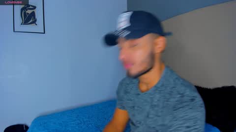 Snapshot of yoi_olimpo chatting on December 2024 11:52:02 AM Yoi Olimpo online show from December 2024 11:52:02 AM