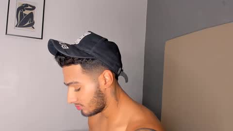 Snapshot of yoi_olimpo chatting on December 2024 12:13:01 PM Yoi Olimpo online show from December 2024 12:13:01 PM