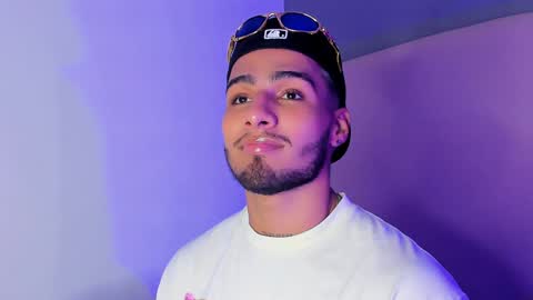 Snapshot of yoi_olimpo chatting on December 2024 07:38:02 PM Yoi Olimpo online show from December 2024 07:38:02 PM