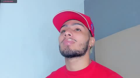 Snapshot of yoi_olimpo chatting on January 2025 12:30:01 PM Yoi Olimpo online show from January 2025 12:30:01 PM