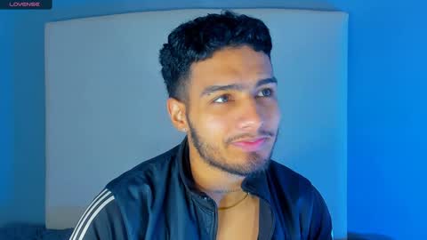 Snapshot of yoi_olimpo chatting on January 2025 12:26:01 PM Yoi Olimpo online show from January 2025 12:26:01 PM