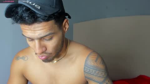 Snapshot of yoi_olimpo chatting on January 2025 12:27:01 PM Yoi Olimpo online show from January 2025 12:27:01 PM