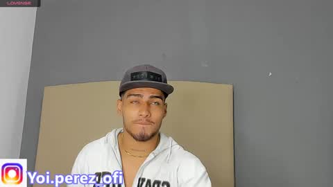 Snapshot of yoi_olimpo chatting on February 2025 12:06:01 PM Yoi Olimpo online show from February 2025 12:06:01 PM