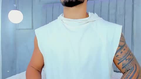 Snapshot of yoi_olimpo chatting on February 2025 06:46:02 PM Yoi Olimpo online show from February 2025 06:46:02 PM