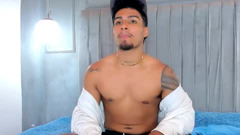 Snapshot of yoi_olimpo chatting on March 2025 03:18:02 PM Yoi Olimpo online show from March 2025 03:18:02 PM