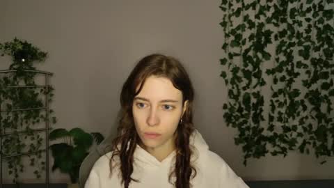 yoka_paradoxxx online show from September 2025 05:09:02 AM