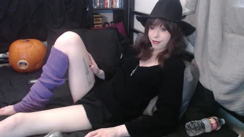 Yokai Girl online show from October 2025 07:16:01 PM