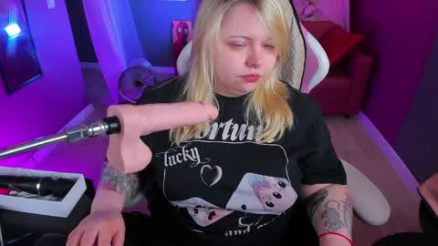 Snapshot of yoki_shizuko chatting on May 2026 06:44:02 AM Yoki online show from May 2026 06:44:02 AM
