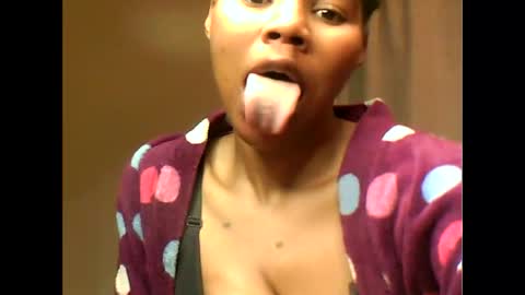 amazingkellyxx online show from September 2025 09:29:02 PM