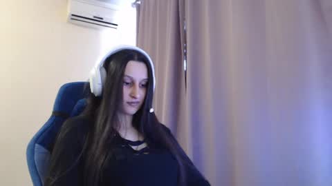 Sophie online show from May 2026 02:22:02 PM
