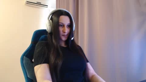 Sophie online show from May 2026 02:57:01 PM