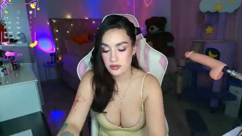 Snapshot of you_angel__ chatting on July 2026 04:19:01 AM Ana online show from July 2026 04:19:01 AM
