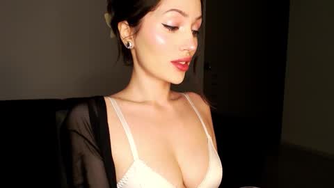 Snapshot of you_deserve chatting on September 2025 06:15:01 AM Sophie online show from September 2025 06:15:01 AM