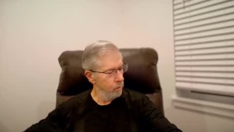 Colorado Guy Straight online show from November 2025 12:06:01 PM