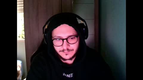 Snapshot of younromki chatting on February 2025 11:39:02 AM A... online show from February 2025 11:39:02 AM