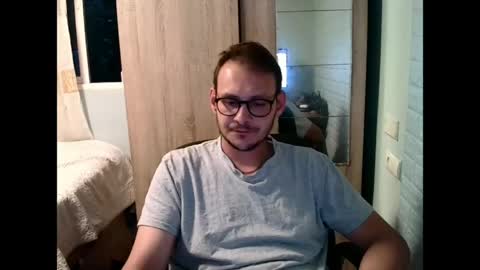 A... online show from May 2026 07:00:01 PM