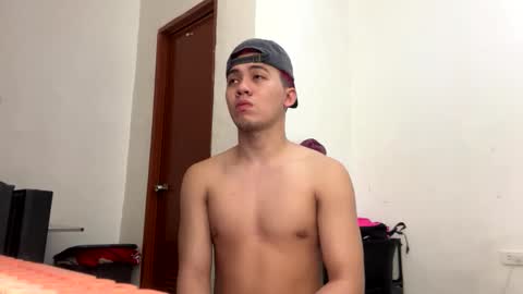 Cyrus online show from April 2026 06:25:01 PM