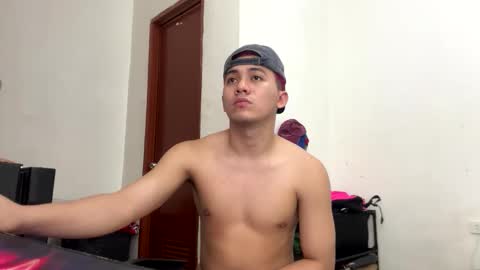 Cyrus online show from April 2026 08:57:02 PM