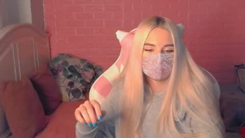 Snapshot of your___barbie chatting on February 2025 07:03:01 PM Barbie online show from February 2025 07:03:01 PM