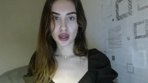 Snapshot of your_ameliaa chatting on March 2026 02:54:02 PM Amelia online show from March 2026 02:54:02 PM