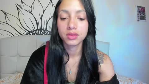 Snapshot of your_beck chatting on February 2025 06:02:01 AM mia3 online show from February 2025 06:02:01 AM