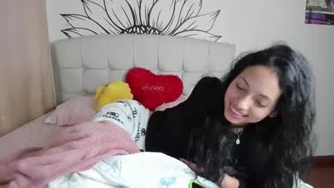 Snapshot of your_beck chatting on February 2025 07:55:01 AM mia3 online show from February 2025 07:55:01 AM