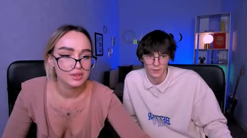 your bunny12 online show from November 2025 01:14:02 PM