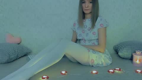 Snapshot of your_caramelka chatting on February 2025 07:37:01 AM Lily online show from February 2025 07:37:01 AM