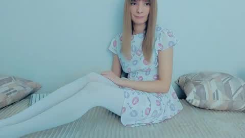 Snapshot of your_caramelka chatting on October 2025 06:46:02 AM Lily online show from October 2025 06:46:02 AM