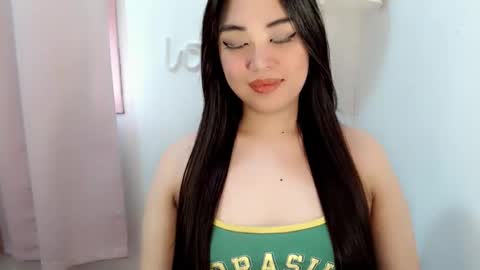  GWEN  online show from March 2026 01:51:01 AM