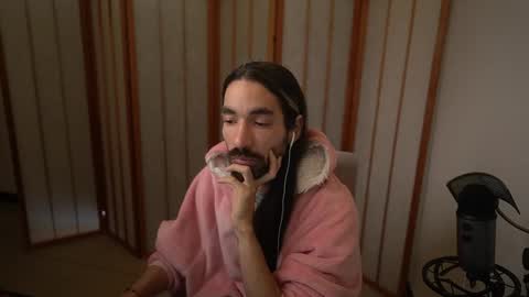 Snapshot of your_ice_cream chatting on October 2025 03:29:01 PM Siebel. online show from October 2025 03:29:01 PM