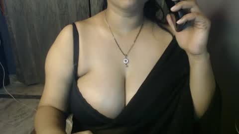 Snapshot of your_ishaa chatting on July 2026 06:43:02 PM Isha online show from July 2026 06:43:02 PM