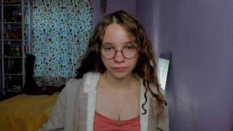 Snapshot of your_leslie chatting on October 2025 04:31:02 AM Leslie online show from October 2025 04:31:02 AM