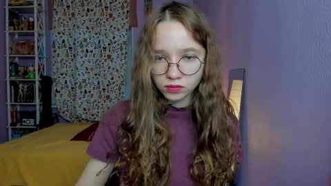 Snapshot of your_leslie chatting on November 2025 01:45:01 PM Leslie online show from November 2025 01:45:01 PM