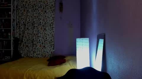 Snapshot of your_leslie chatting on November 2025 10:14:02 PM Leslie online show from November 2025 10:14:02 PM