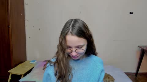 Snapshot of your_leslie chatting on March 2026 01:18:02 PM Leslie online show from March 2026 01:18:02 PM