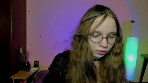 Snapshot of your_leslie chatting on March 2026 07:48:01 PM Leslie online show from March 2026 07:48:01 PM