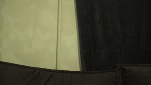 Meri  online show from December 2025 08:49:02 PM