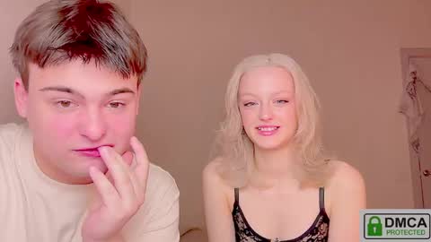 your_molly_mark online show from May 2026 11:13:01 PM