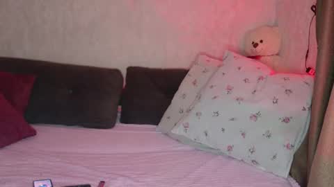 Anna online show from November 2025 04:27:01 PM