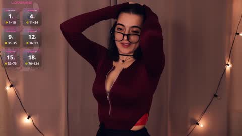 Luna online show from February 2025 10:18:02 AM