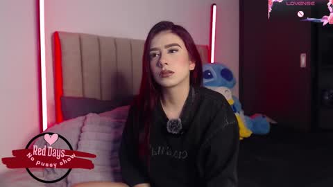 your_rosalie online show from November 2025 04:00:02 AM