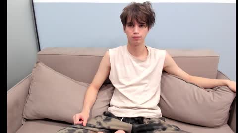 your_shy_guy online show from September 2025 03:55:02 AM