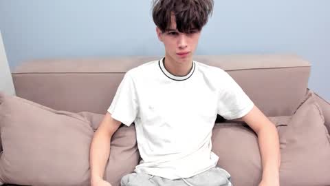 Snapshot of your_shy_guy chatting on February 2026 01:42:01 AM your_shy_guy online show from February 2026 01:42:01 AM