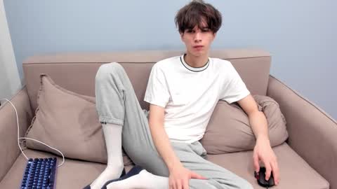 Snapshot of your_shy_guy chatting on February 2026 07:37:02 PM your_shy_guy online show from February 2026 07:37:02 PM
