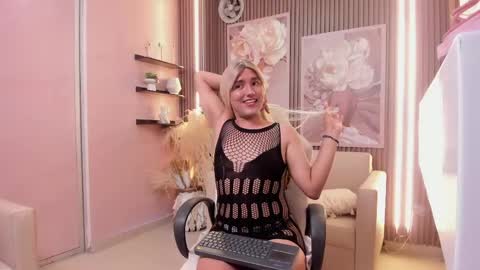 Snapshot of your_sissytrans chatting on May 2026 11:24:01 PM NATASHA online show from May 2026 11:24:01 PM