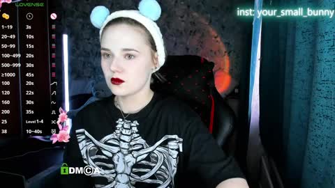 Molly online show from April 2026 02:01:01 AM